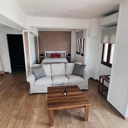 Yat Limaninda Muhtwsem Manzarali Dairel Appartement Marmaris